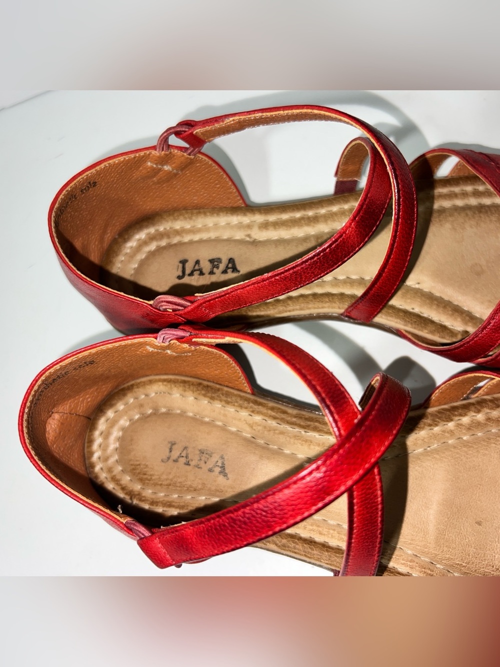 JAFA Red Leather Strappy Caged Flat Sandals Huarache Style Women's Size 39 / 8.5 - Picture 9 of 16